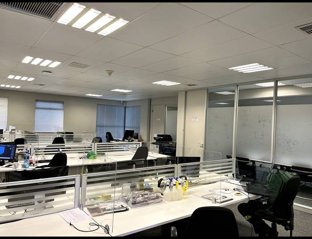 244M² OFFICE FOR SALE IN GILLITTS